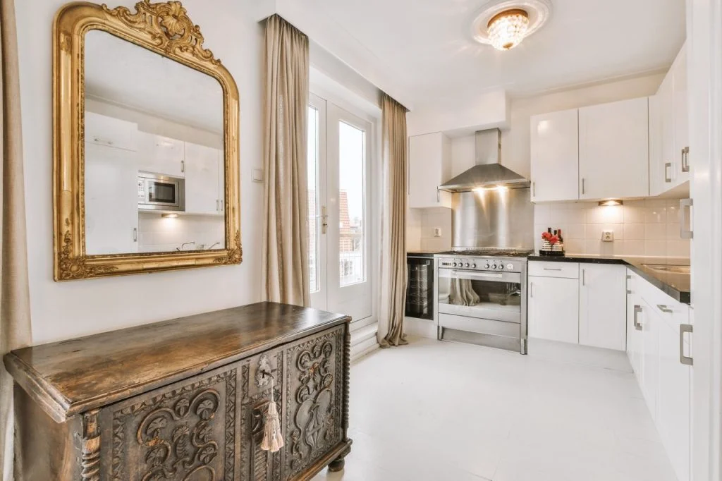 belini nábytek Hollywood Regency stílusú enteriőrök – inspirációk és tippek 9 Hollywood Regency stílusú enteriőrök